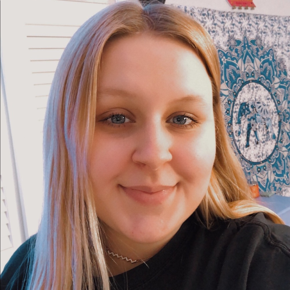 Meet your Posher, Nina